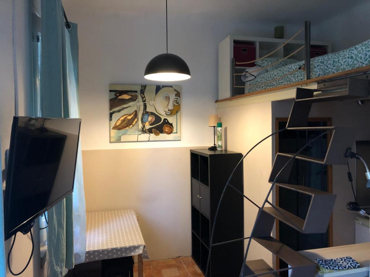 Estudio Finestrelles * Esplugues de Llobregat